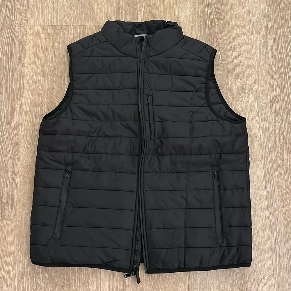 Tasc Men’s Black Vest